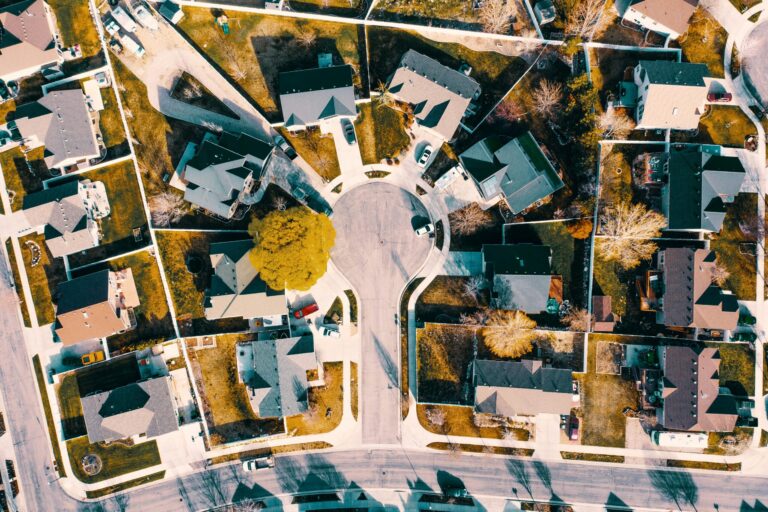 Aerial view of suburban houses and cul-de-sac